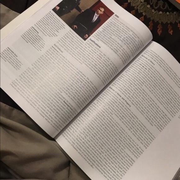 Collage textbook - Picture 2 of 2